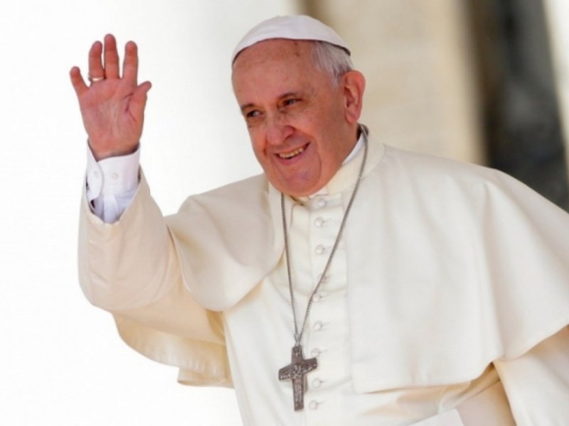 “Roma Papası Avropanın üç şəhərində yerləşən xəstəxanalara tibbi ləvazimatlar bağışlayıb