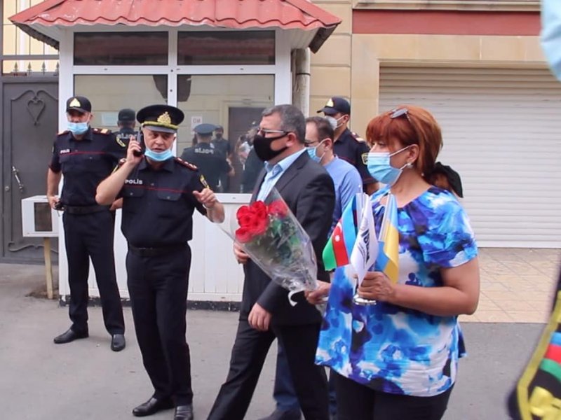 Руководство МЦИОПП собралось перед посольствам Украины-ФОТО-ВИДЕО