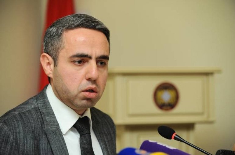 ““Ermənistan vətəndaşları hüquqlarından məhrum edilir” Artur Qambaryan
