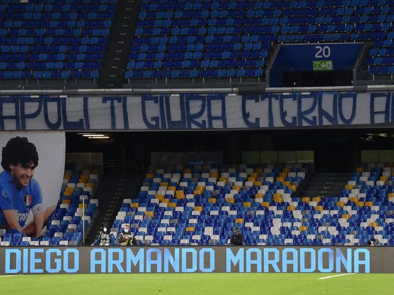 “İtaliyanın “Napoli” klubuna məxsus stadiona Maradonanın adı verilib - RƏSMİ