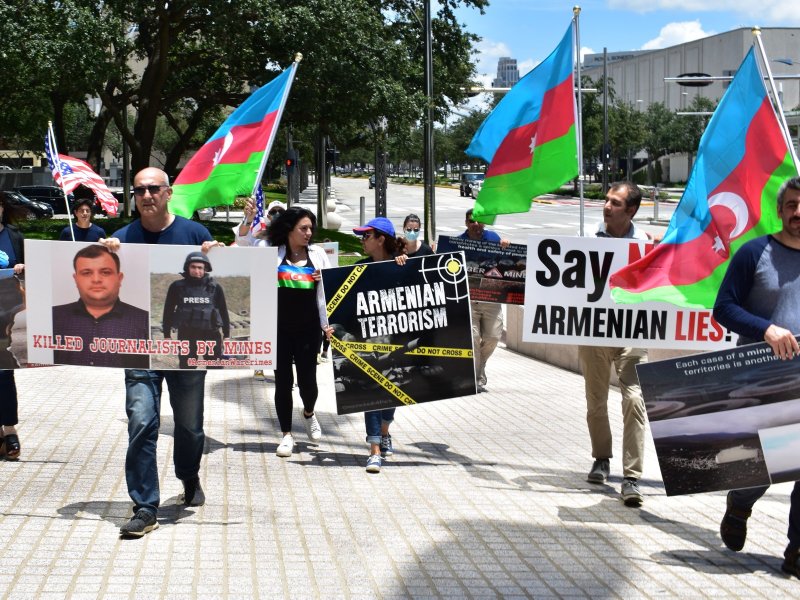 “В Хьюстоне проведена акция в знак протеста против отказа Армении в предоставлении карт минных полей