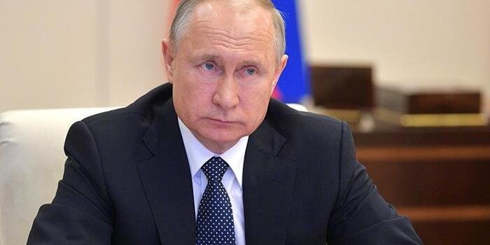 Putin, koronavirus peyvəndinin qeydiyyatını sürətləndirilməyi tapşırıb