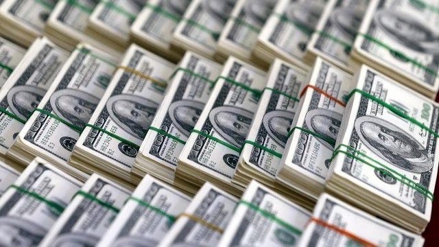 Azərbaycandan xaricə 129 milyon dollar valyuta axıb -SİYAHI