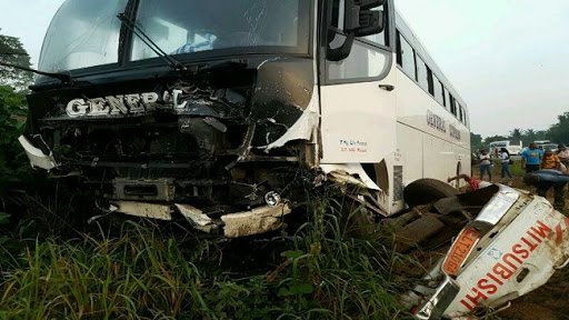 Kamerunda avtobus qəzası nəticəsində 37 nəfər həlak olub