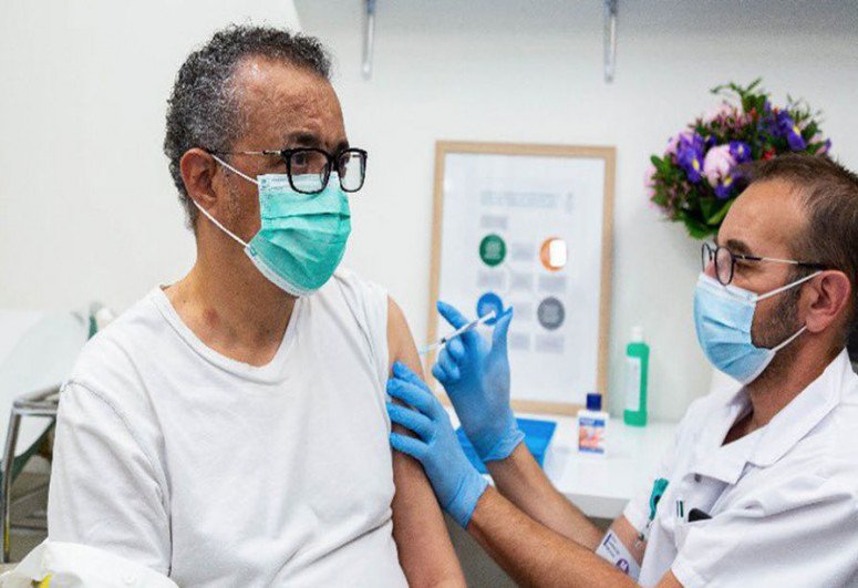 “ÜST-ün Baş direktoru koronavirusa qarşı peyvənd olunub