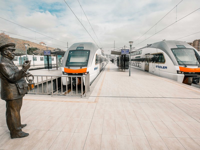 Возобновляется перевозка пассажиров по железнодорожной линии Баку-Хырдалан-Сумгайыт
