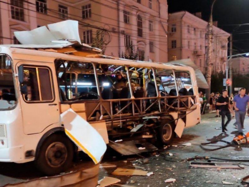 Rusiyada sərnişin avtobusu partlayıb: bir nəfər ölüb, 18 nəfər yaralı var