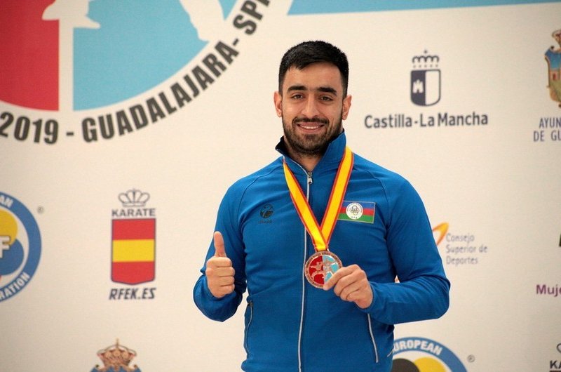“Azərbaycan karateçisi bürünc medal qazanıb Dünya çempionatı