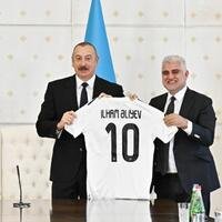 Prezident İlham Əliyev "Qarabağ" futbol klubunun üzvlərini qəbul edib