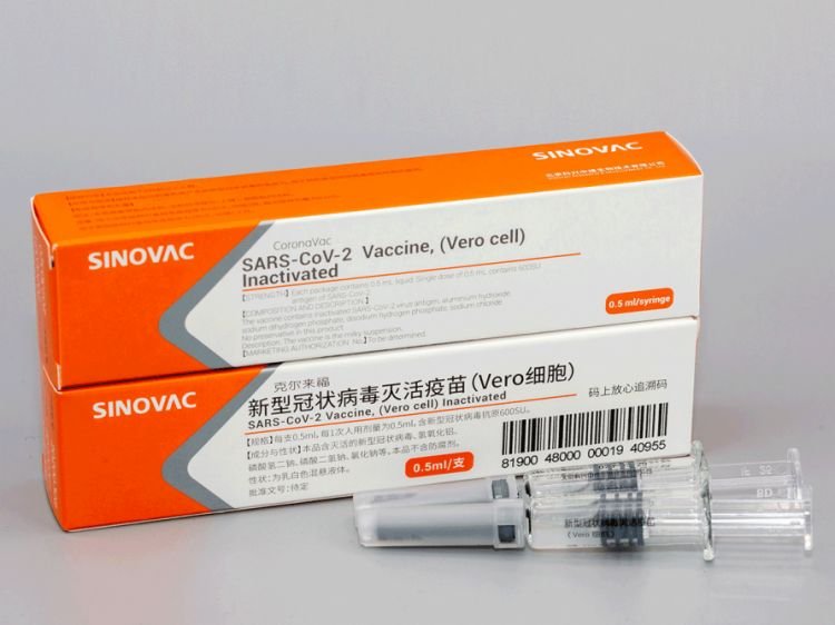 “COVID-19: “Sinovac” peyvəndinin iki dozasından sonra vurulan üçüncü doza antikorların səviyyəsini artırır