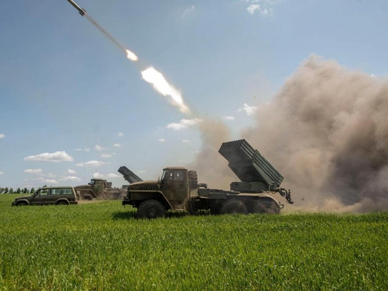“Ukrayna ordusu Rusiyaya məxsus silah anbarını məhv edib