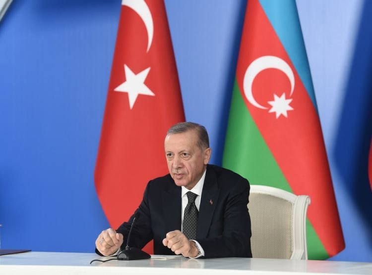 “Türkiyə Prezidenti: İşğaldan azad edilən torpaqlarda bir ildə iki hava limanı açmaq hər ölkənin bacara biləcəyi iş deyil
