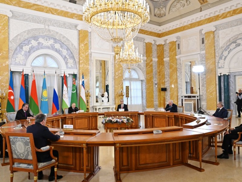 “Sankt-Peterburqda MDB Dövlət Başçılarının qeyri-rəsmi görüşü keçirilib