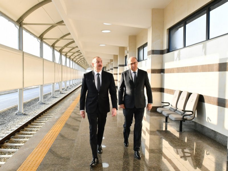 Prezident İlham Əliyev Bakı Metropoliteninin “Xocəsən” elektrik deposunun və stansiyasının açılışında iştirak edib