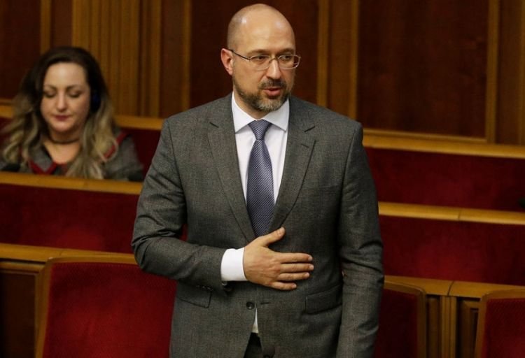 Ukrayna Baş naziri: Müharibə ölkə iqtisadiyyatına 700 milyard dollardan çox ziyan vurub