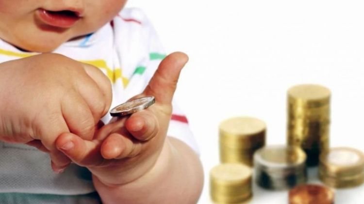 Bir yaşınadək uşağı olan aztəminatlı ailələrə 100 manat sosial müavinət veriləcək