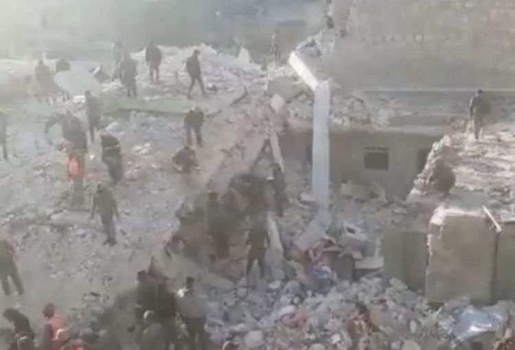 “Suriyada binanın uçması nəticəsində ölənlərin sayı 15-ə çatıb