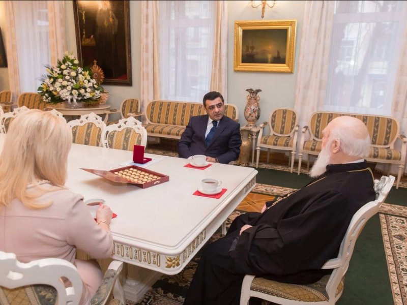 Эльмар Мамедов поздравил Патриарха Киевского и всея Руси-Украины Филарета