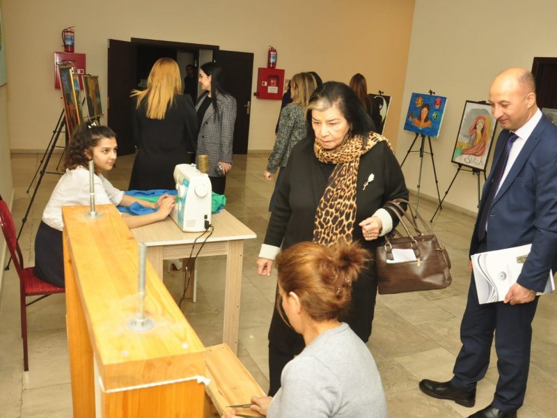 Ombudsman Aparatının əməkdaşı məişət zorakılığı ilə mübarizəyə həsr olunmuş maarifləndirmə tədbirində iştirak edib