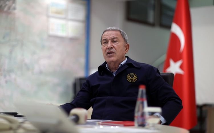 Hulusi Akar zəlzələdən sonra 10 mindən çox suriyalının ölkəsinə qayıtdığını açıqlayıb