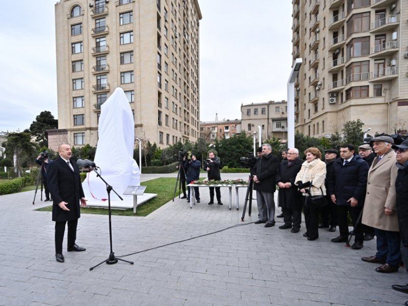 Prezident İlham Əliyev Bakıda görkəmli bəstəkar Tofiq Quliyevin abidəsinin açılışında iştirak edib