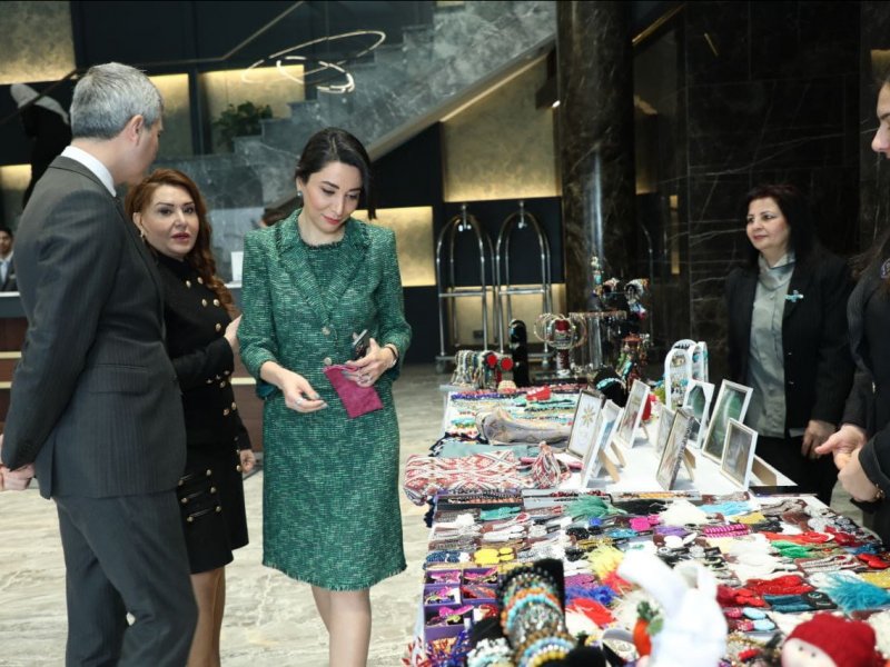 Ombudsman Beynəlxalq Qadın Sosial Sahibkarlıq Forumunda çıxış edib