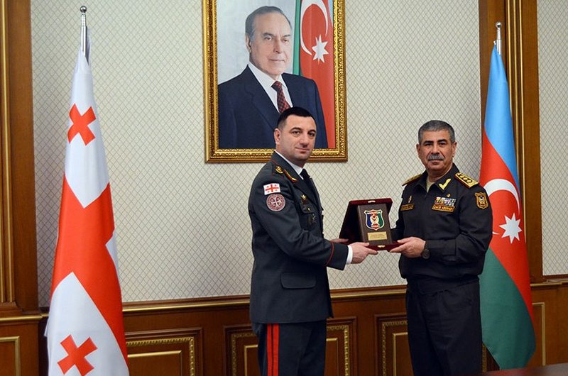 Zakir Həsənov Gürcüstanın Müdafiə Qüvvələrinin komandanı ilə görüşüb, hərbi əməkdaşlıq müzakirə olunub