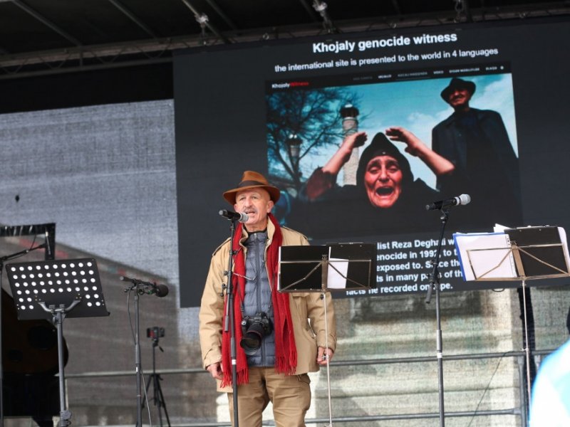Tanınmış fotojurnalist Reza Deqatinin yeni saytı Xocalı soyqırımını dünyaya çatdırır
