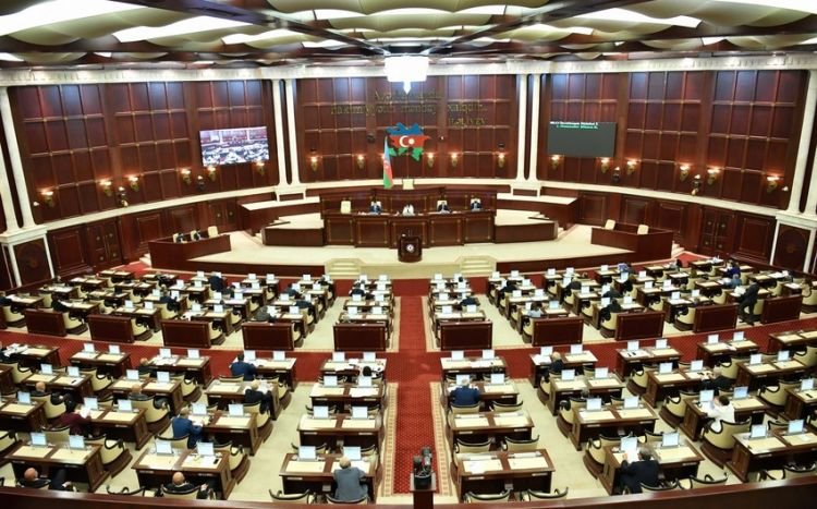 Milli Məclisin plenar iclasının gündəliyi açıqlanıb