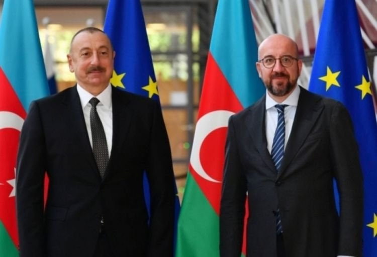 Prezident İlham Əliyev Şarl Mişeli Laçın-Xankəndi yolu ətrafındakı vəziyyət barədə məlumatlandırıb