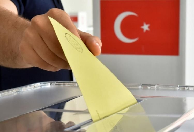 Türkiyədə prezidentliyə namizədlərin imza toplama vaxtı bu gün bitir