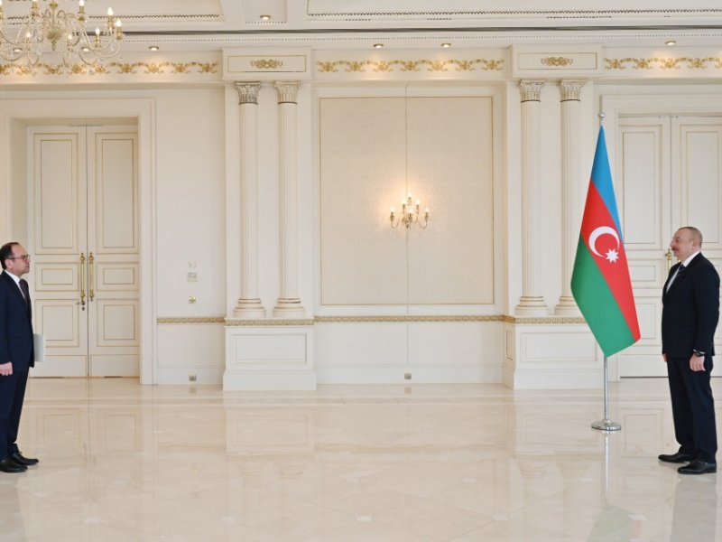 Prezident İlham Əliyev Bolqarıstanın Azərbaycanda yeni təyin olunmuş səfirinin etimadnaməsini qəbul edib