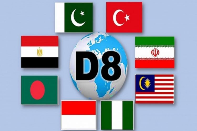 Azərbaycan D8-ə üzv olmaq üçün müraciət edib