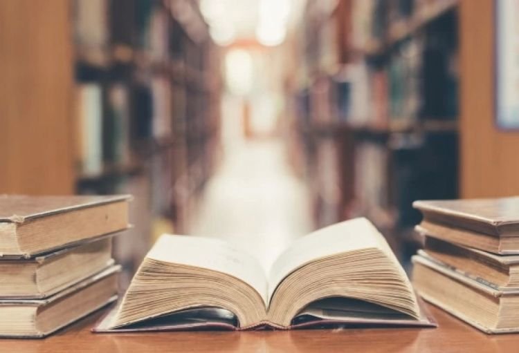 23 Aprel - Ümumdünya Kitab və Müəlliflik Hüququ Günüdür