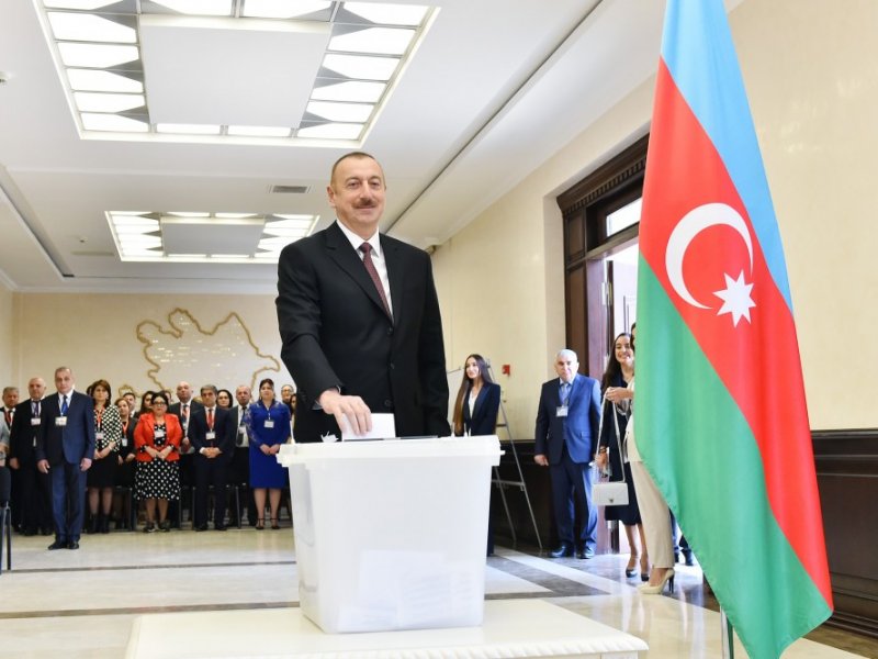 Böyük zəfərlərlə zəngin illər və uğurların əsasında duran siyasi peşəkarlıq