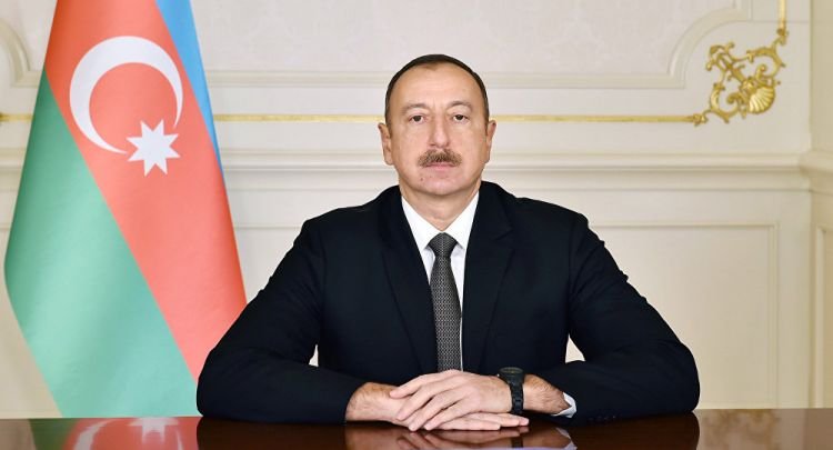 Prezident və birinci xanım Hadrutda 360 şagird yerlik məktəb binasının bərpa layihəsi ilə tanış olublar