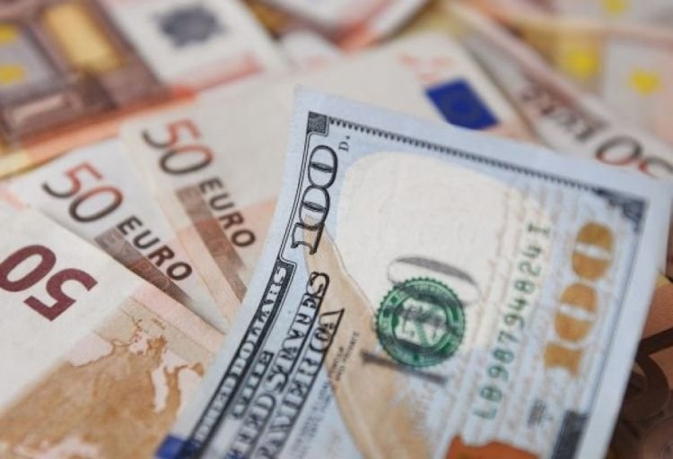 Ukrayna ilin əvvəlindən xarici tərəfdaşlarından 17 milyard dollarlıq yardım alıb