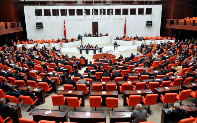 “Türkiyədə parlament seçkilərinin yekun nəticələri açıqlanıb