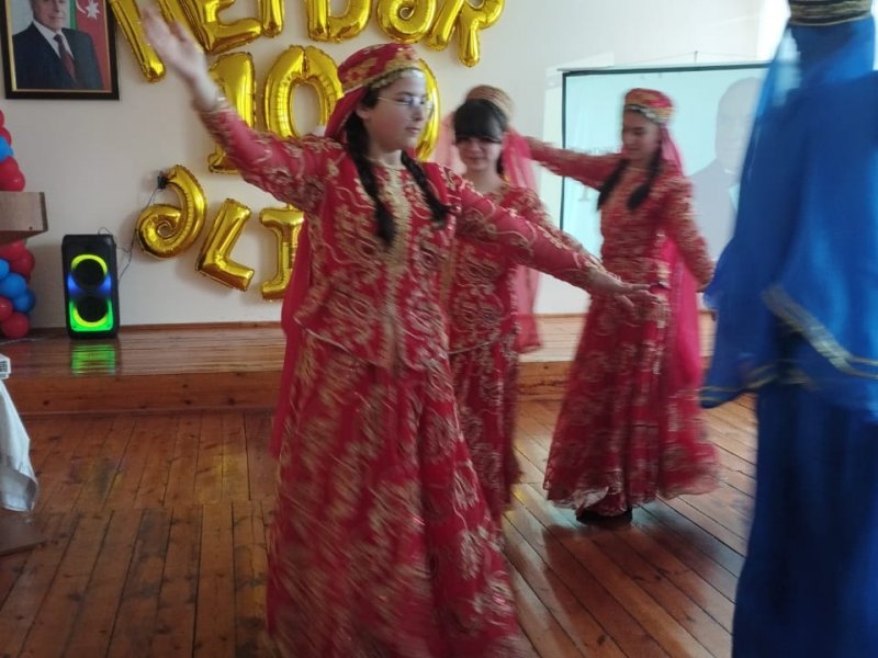 Zaqatala Şəhər İ. Səmədov Adına Beş Nömrəli Tam Orta Məktəbdə Heydər Əliyevin 100 İlliyinə Həsr Olunmuş Tədbir Keçirilib.