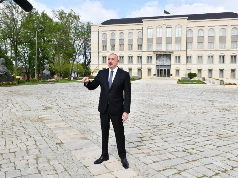 Azərbaycan Prezidenti Ümummilli Lider Heydər Əliyevin 100 illik yubileyi münasibətilə Şuşadan xalqa müraciət edib