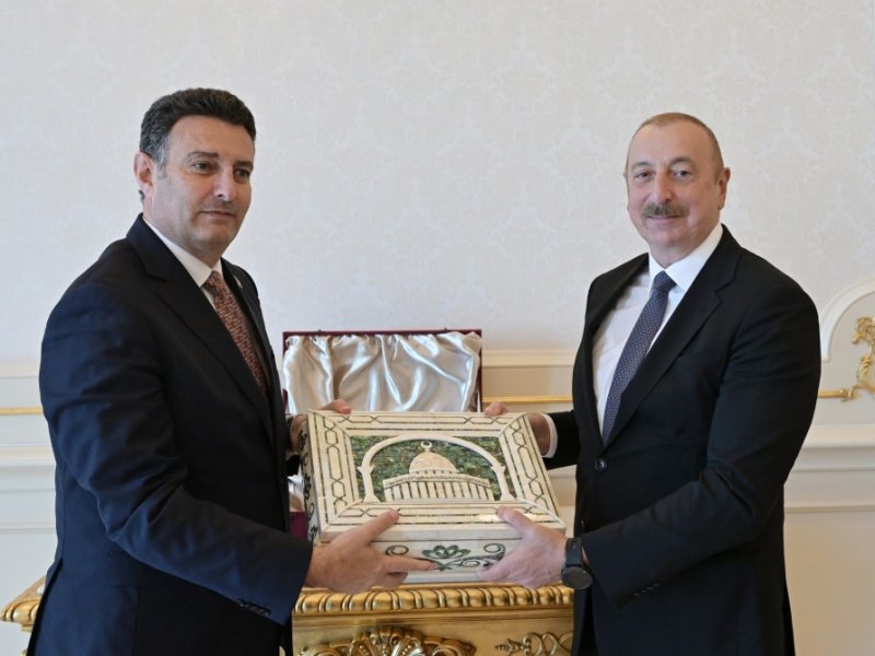 Azərbaycan Prezidenti İlham Əliyev İordaniya parlamentinin Nümayəndələr Palatasının sədrini qəbul edib