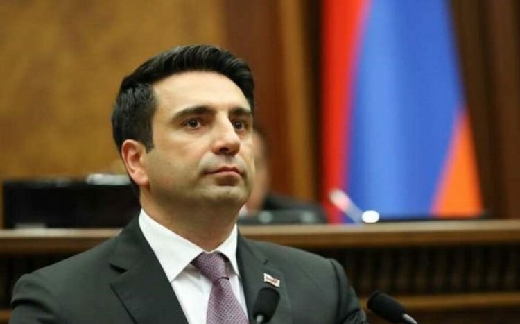 “Ermənistan Azərbaycanla sülh müqaviləsinin imzalanması üçün təminatçı axtarır