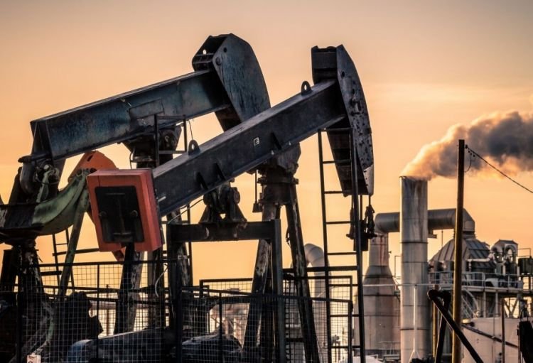 “Azərbaycan neftinin qiyməti 79 dollardan aşağı düşüb