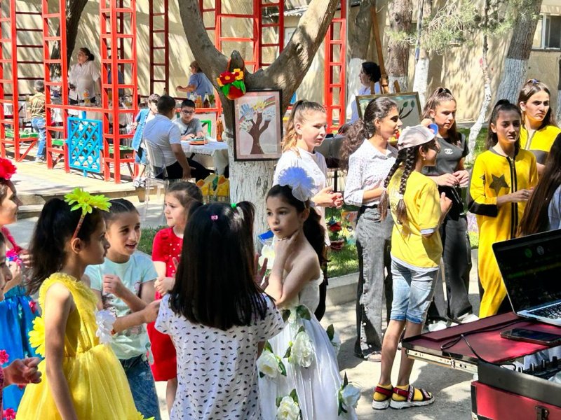 Paytaxtın uşaq evlər­ində 1 iyun Uşaqların Beynəlxalq Müdafiəsi Günü qeyd edilib