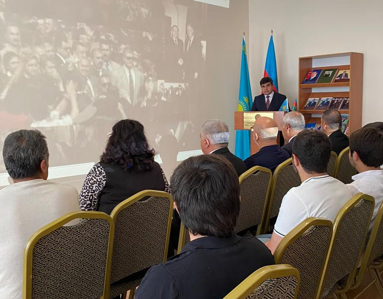 Aktau şəhərində Azərbaycanın Milli Qurtuluş Günü qeyd edilib