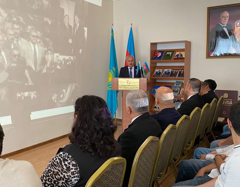 Aktau şəhərində Azərbaycanın Milli Qurtuluş Günü qeyd edilib