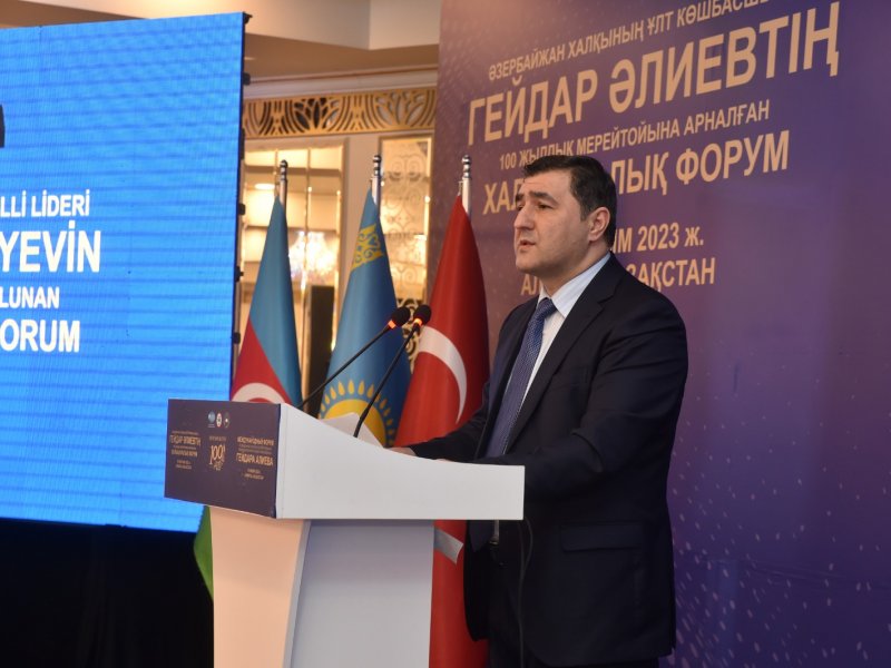 Almatı şəhərində Heydər Əliyevin 100 illiyi münasibətilə beynəlxalq forum təşkil edilib