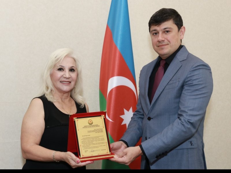 Komitə sədri “Azİz”in vitse-prezidenti ilə görüşüb