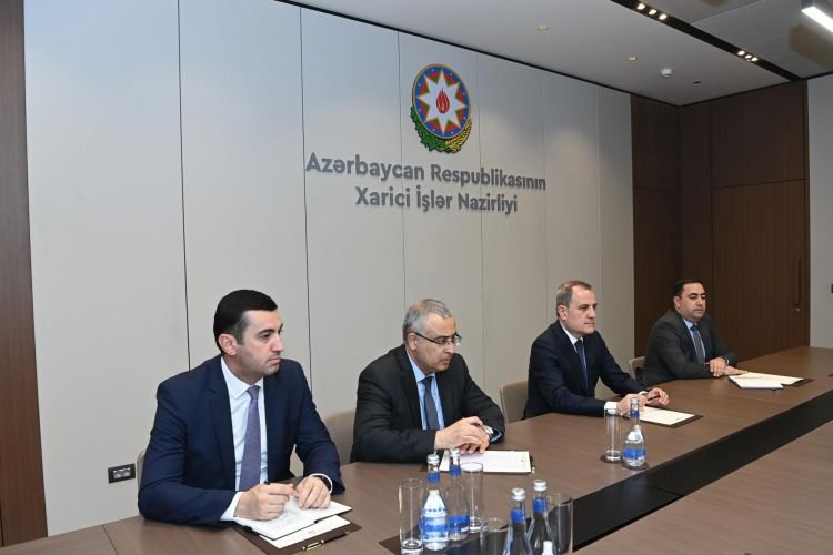 XİN başçısı: 