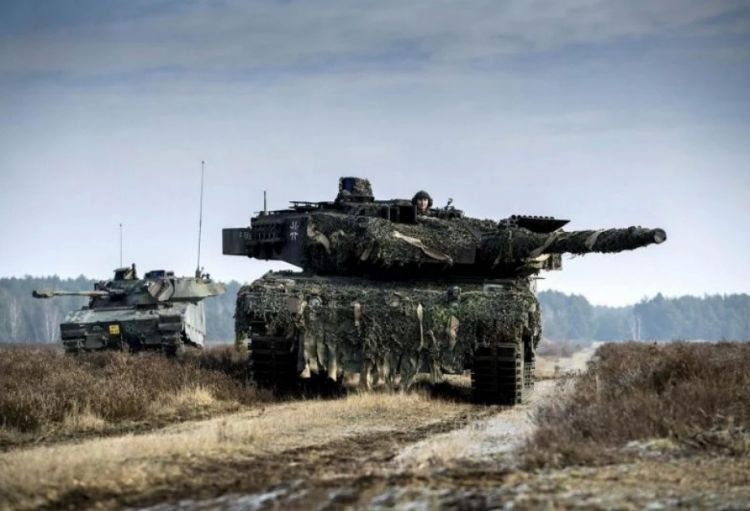 İspaniya Ukraynaya “Leopard” tanklarının və zirehli transportyorların yeni partiyasını göndərib